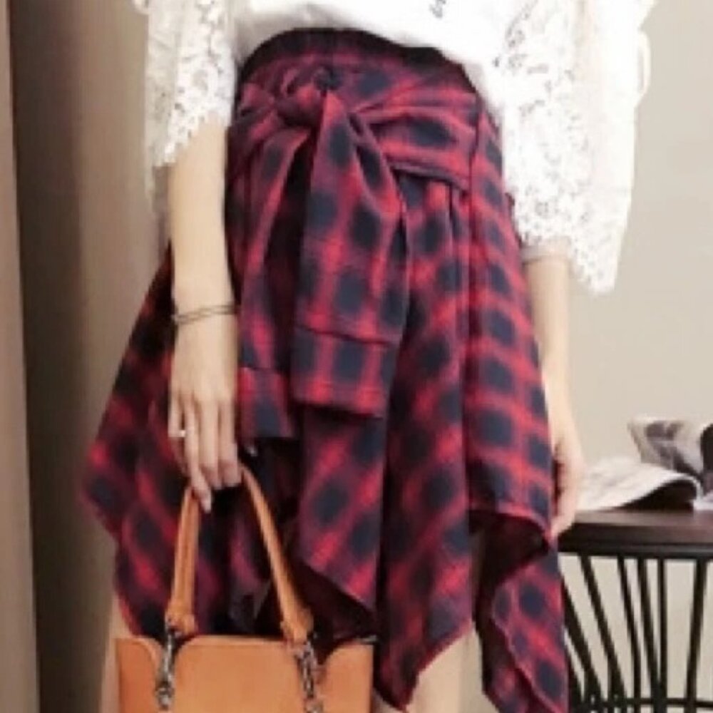 NWT Women's High Waisted Short A-line Flare Gothic Mini Black/Red Plaid Size S